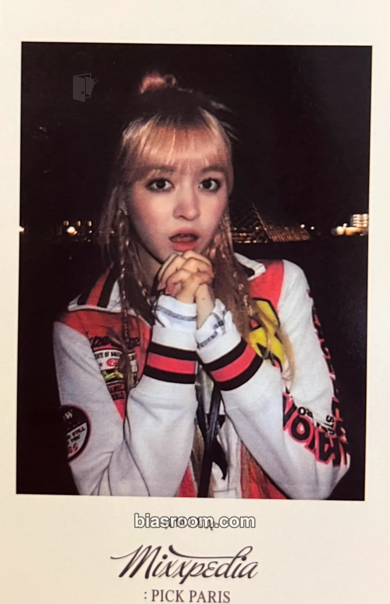 Lily MIXXPEDIA : PICK PARIS Photocard - NMIXX - NMIXX K-pop photocard