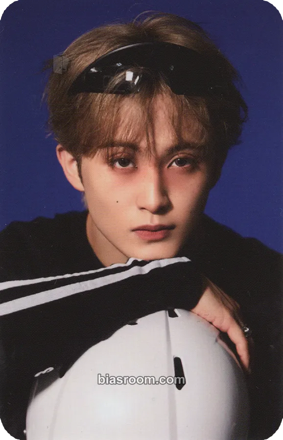 Mark 2026 Season’s Greetings Photocard - NCT 127 - NCT 127 K-pop photocard