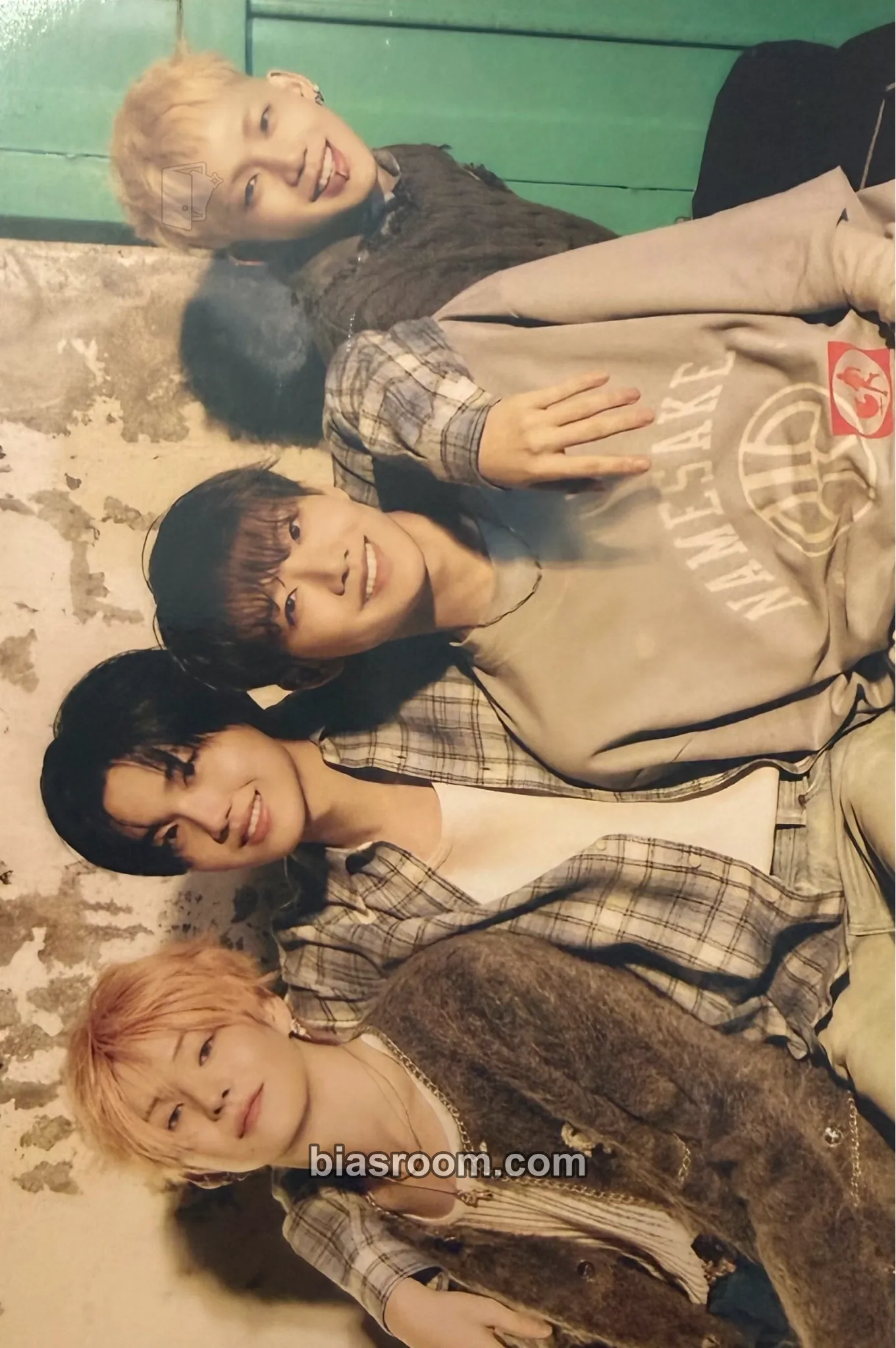 Pleasure Photocard - TREASURE - TREASURE K-pop photocard