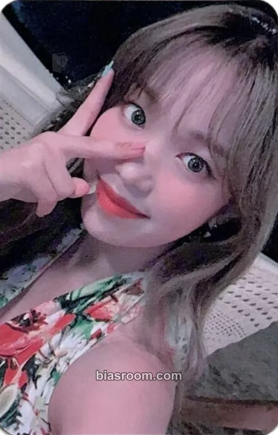 Rachel Hello Summer Photocard - APRIL - APRIL K-pop photocard