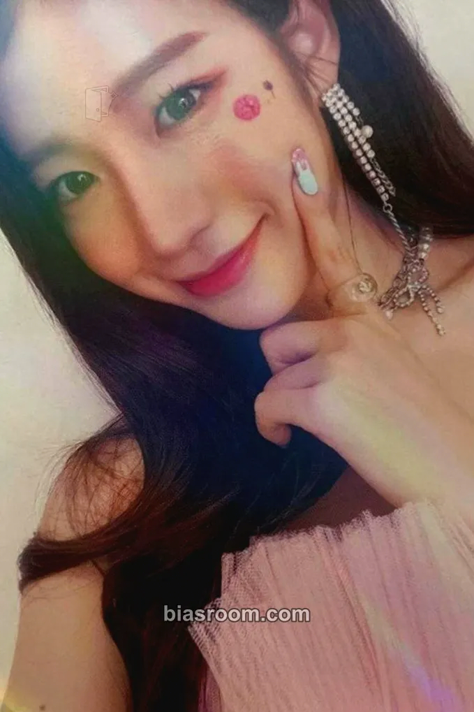 Wooyeon Joy Photocard - WOOAH - WOOAH K-pop photocard