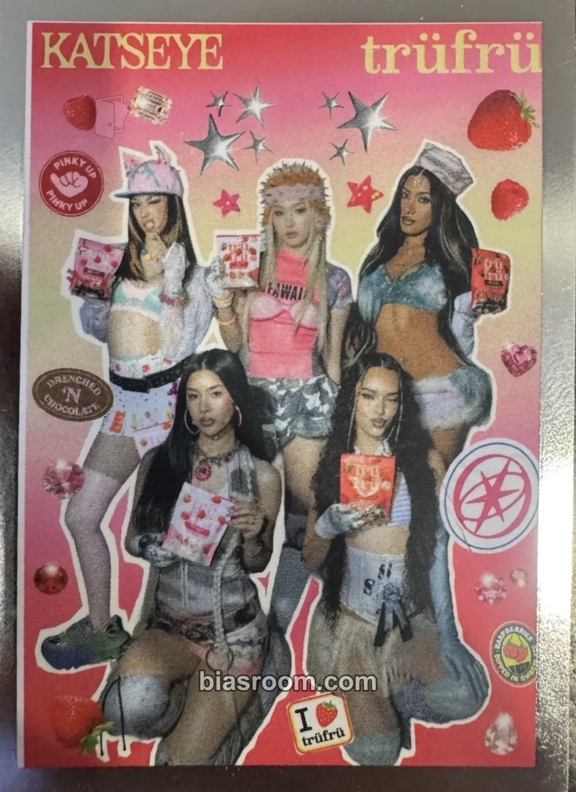 Walmart Tru Fru Pop-Up Photocard - KATSEYE - KATSEYE K-pop photocard