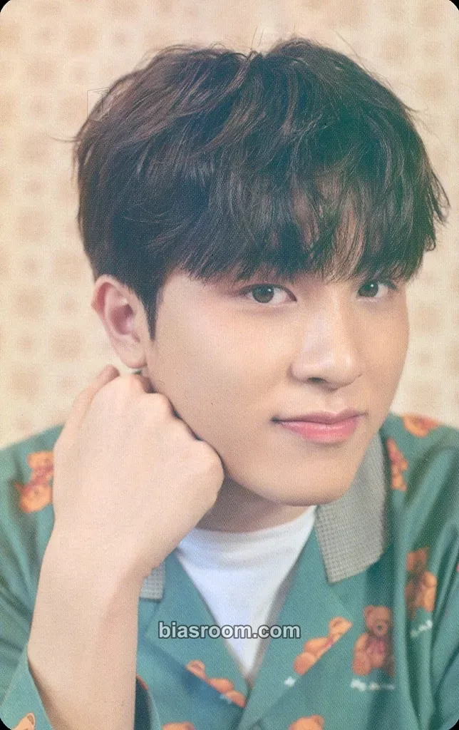 So Junghwan 2022 Welcoming Collection Photocard - TREASURE - TREASURE K-pop photocard