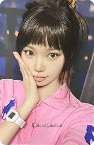 Kim Chaewon PUREFLOW pt.1 Photocard - LE SSERAFIM - LE SSERAFIM K-pop photocard