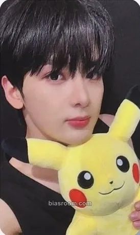 Ling Qi Xpert Photocard - Double 0ne - Double 0ne K-pop photocard