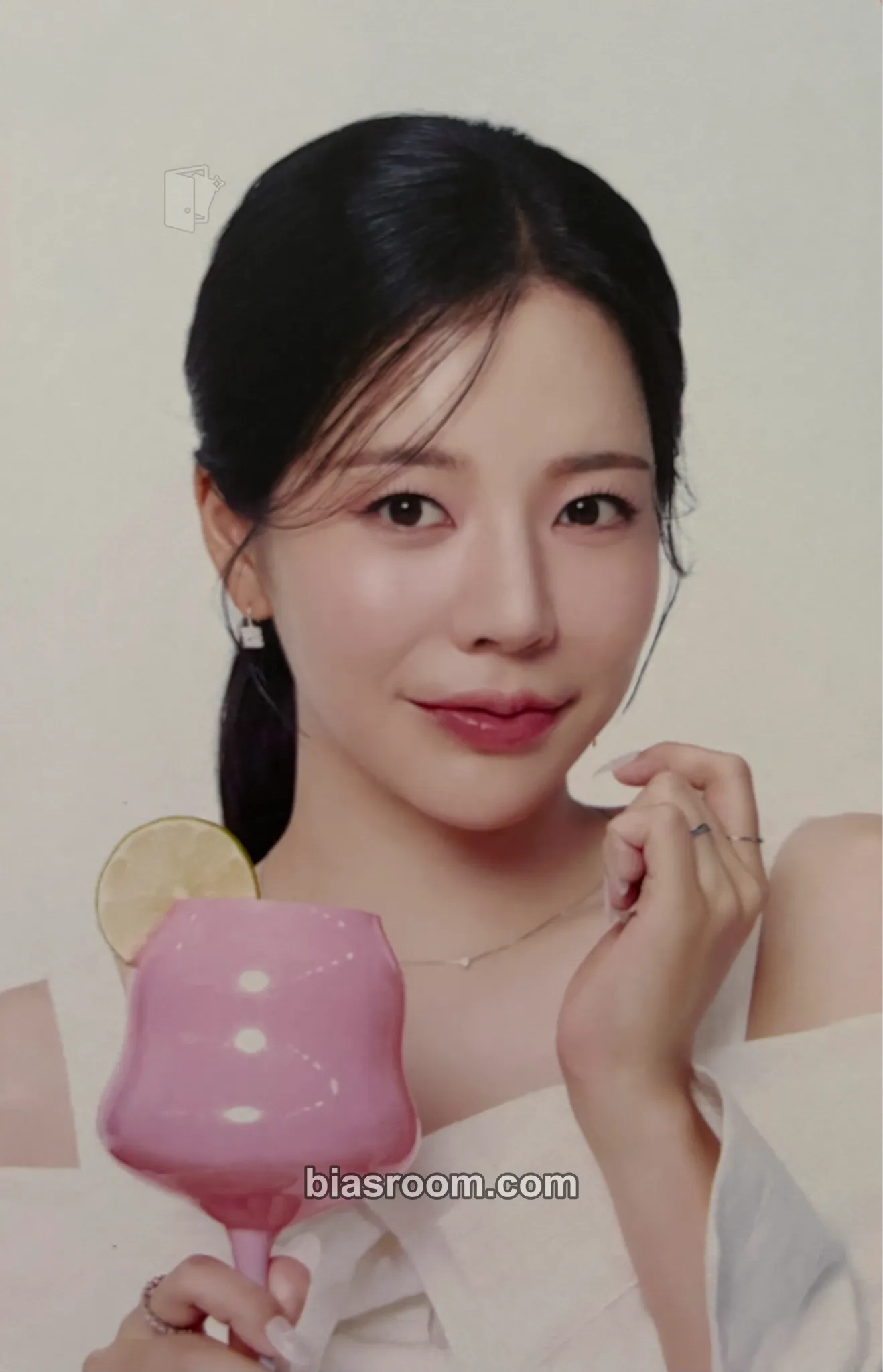 Sunny SMTOWN LIVE 2025 Photocard - Girls' Generation - Girls' Generation K-pop photocard