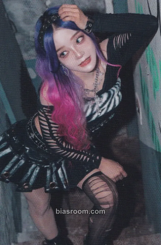 Yeongeun Roll the Dice Photocard - Rolling Quartz - Rolling Quartz K-pop photocard