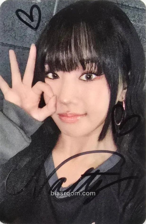 Natty 224 Photocard - KISS OF LIFE - KISS OF LIFE K-pop photocard