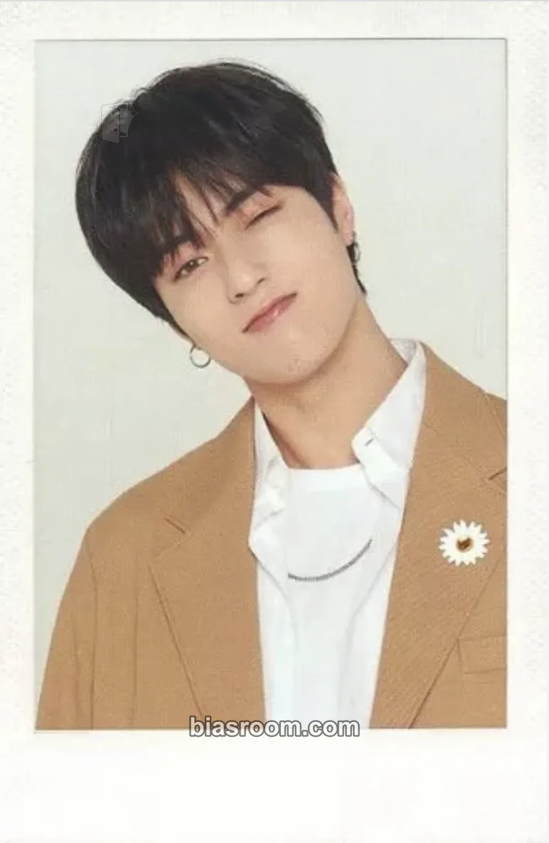 Haruto THE FIRST STEP : TREASURE EFFECT (Japanese Version) Photocard - TREASURE - TREASURE K-pop photocard