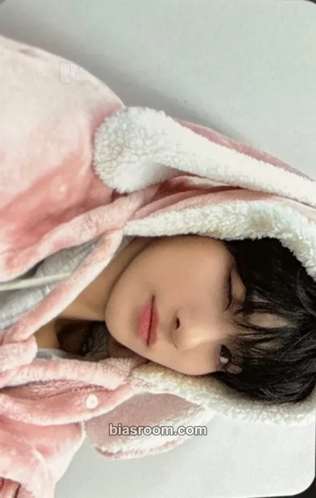 NOWZ - Yeonwoo - PLAY BALL Album mubeat video call (fancall) horizontal