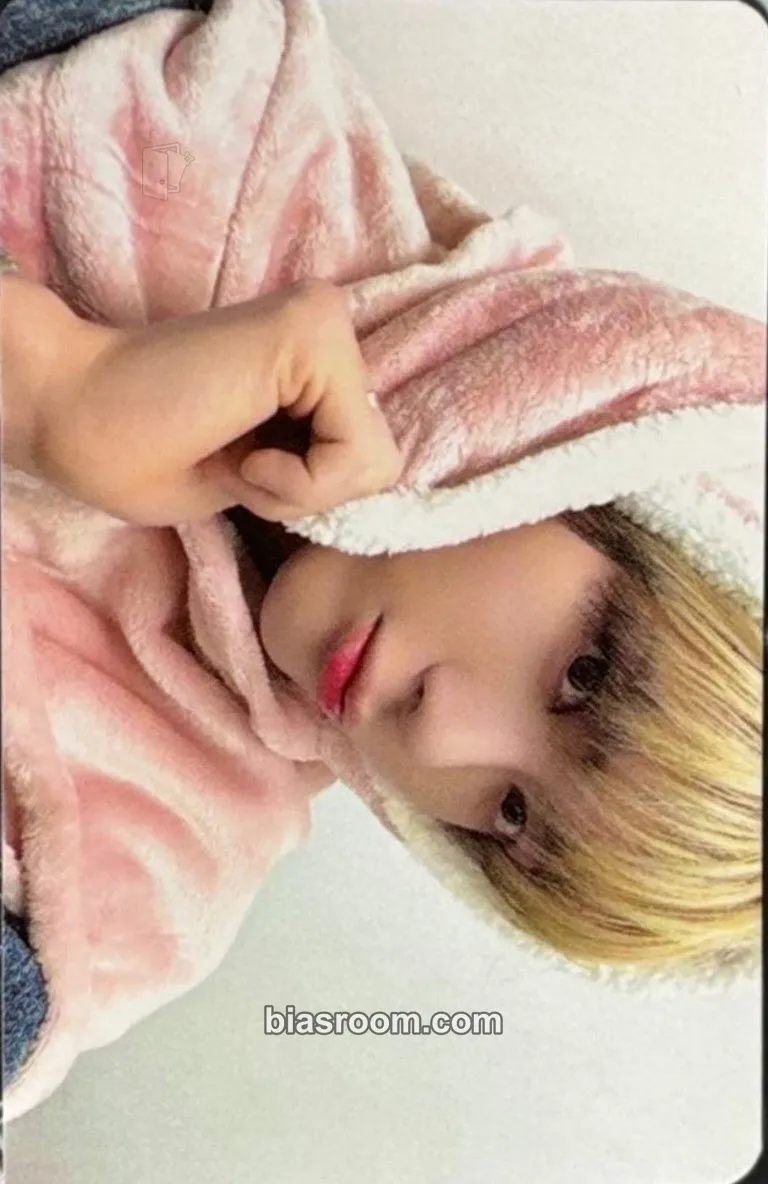 Siyun PLAY BALL Photocard - NOWZ - NOWZ K-pop photocard