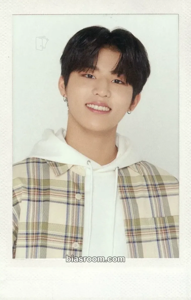 Park Jeongwoo THE FIRST STEP : TREASURE EFFECT (Japanese Version) Photocard - TREASURE - TREASURE K-pop photocard