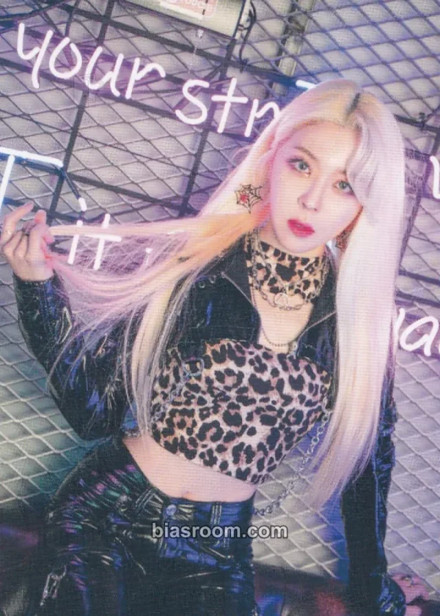 Rolling Quartz - Jayoung - Quartz Echo ~Kiseki no Hibiki- Album album photocard holographic (hologram)