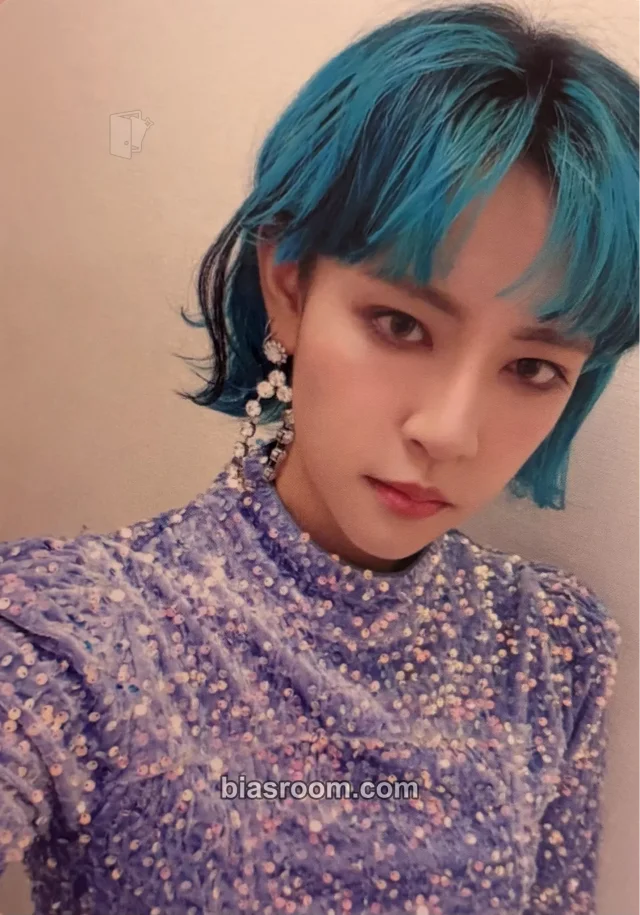 GWSN - Miya - MIYA's First Solo Event '38+62 (MIYA and MUNI) Event merch photocard non-standard size