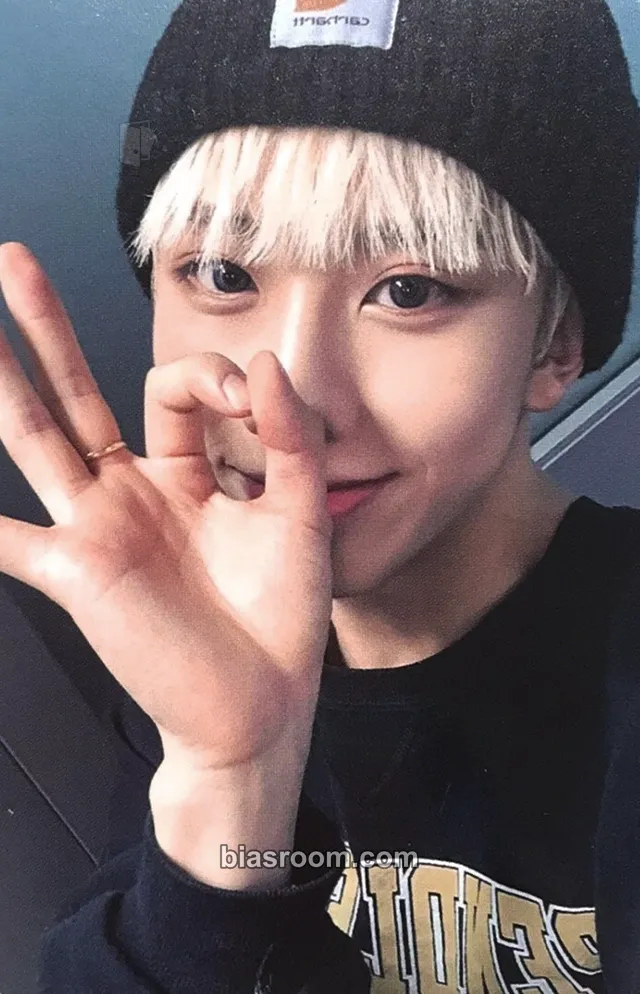 Yungyu Stunning Photocard - 8TURN - 8TURN K-pop photocard