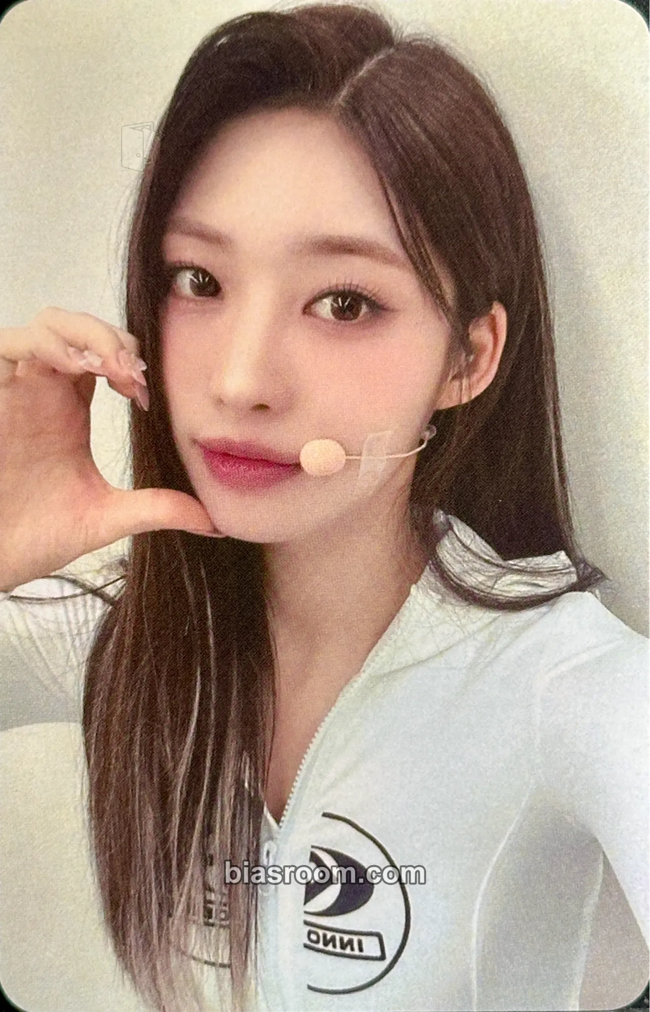 Sihyeon Pulse & Heart US Tour Photocard - EVERGLOW - EVERGLOW K-pop photocard