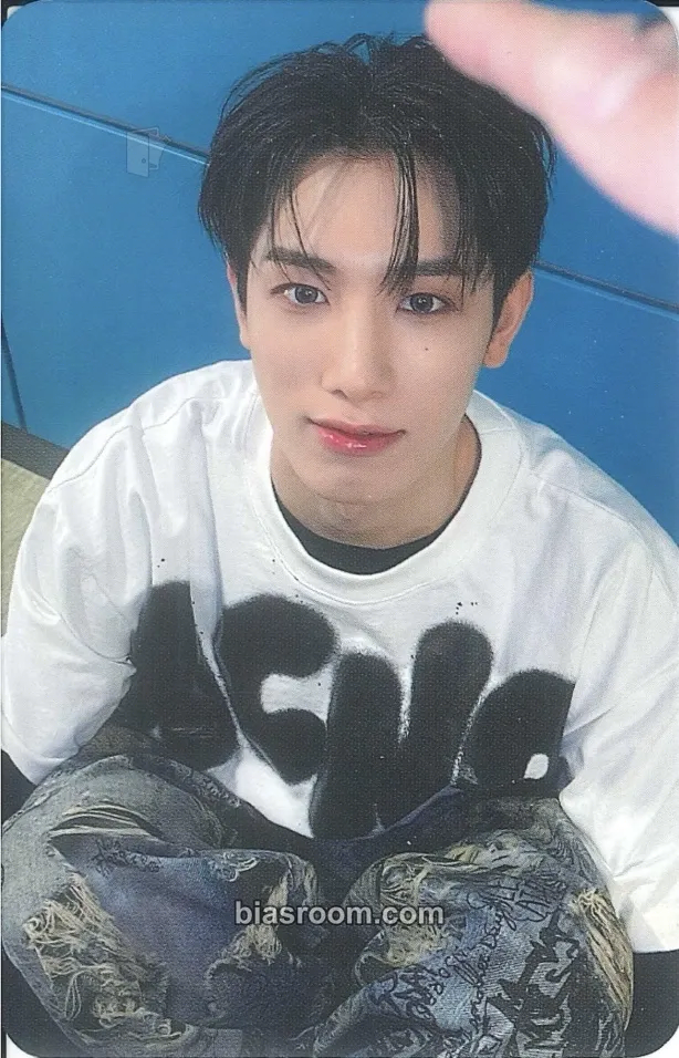 Kunho Smoke Point Photocard - ALL(H)OURS - ALL(H)OURS K-pop photocard