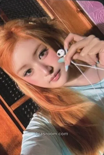 Athena Imperfect-I’mperfect Photocard - FIFTY FIFTY - FIFTY FIFTY K-pop photocard