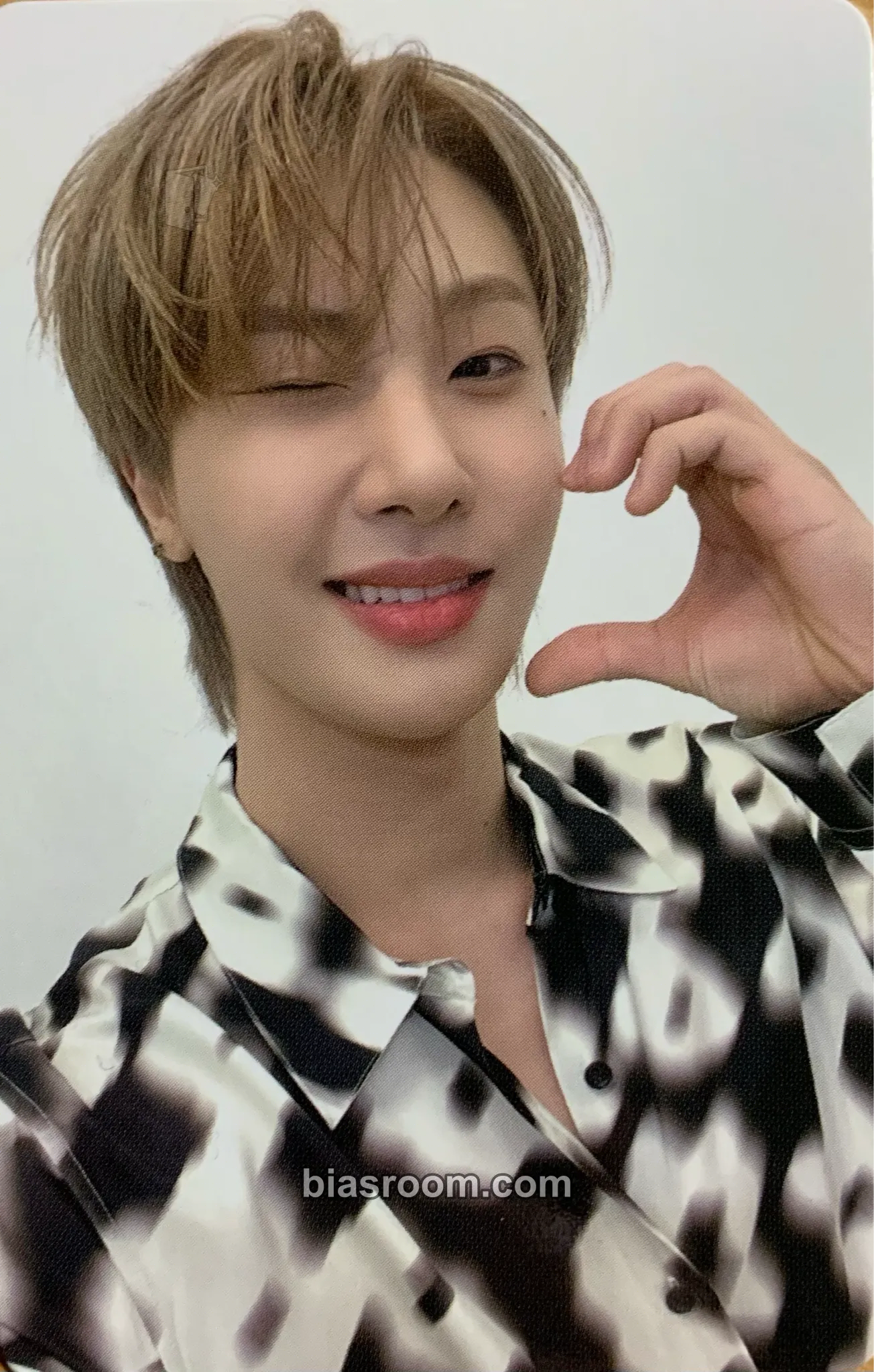 Kihoon Catch The Young : Fragments of Odyssey Photocard - CATCH THE YOUNG - CATCH THE YOUNG K-pop photocard