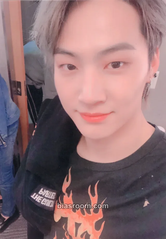 GOT7 - Jay B - Present: YOU Album broadcast entrance / attendance benefit