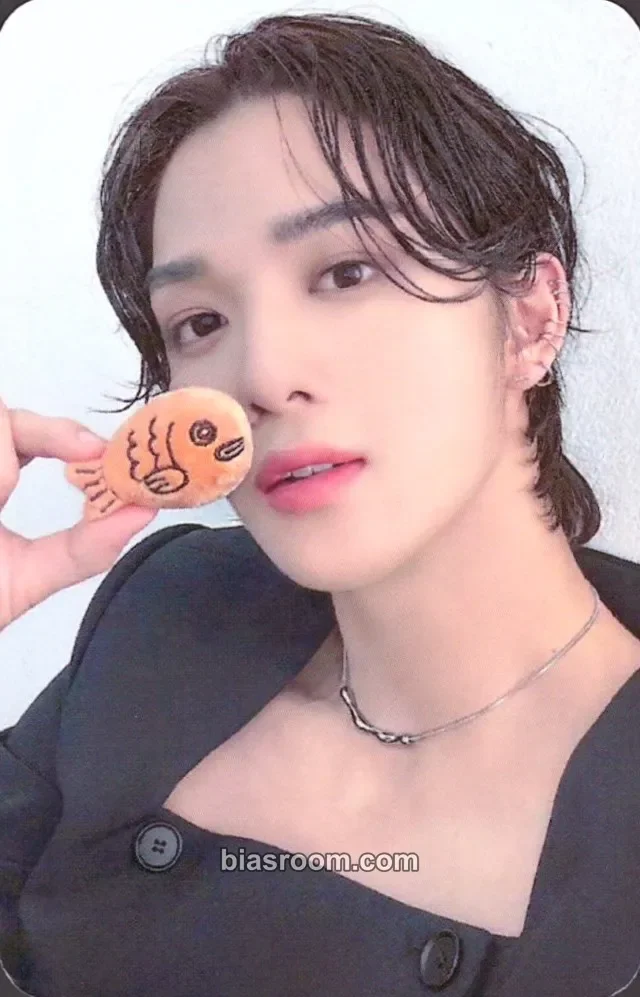 CIX - Jinyoung - 0 or 1 Album pob (pre-order benefit) everline
