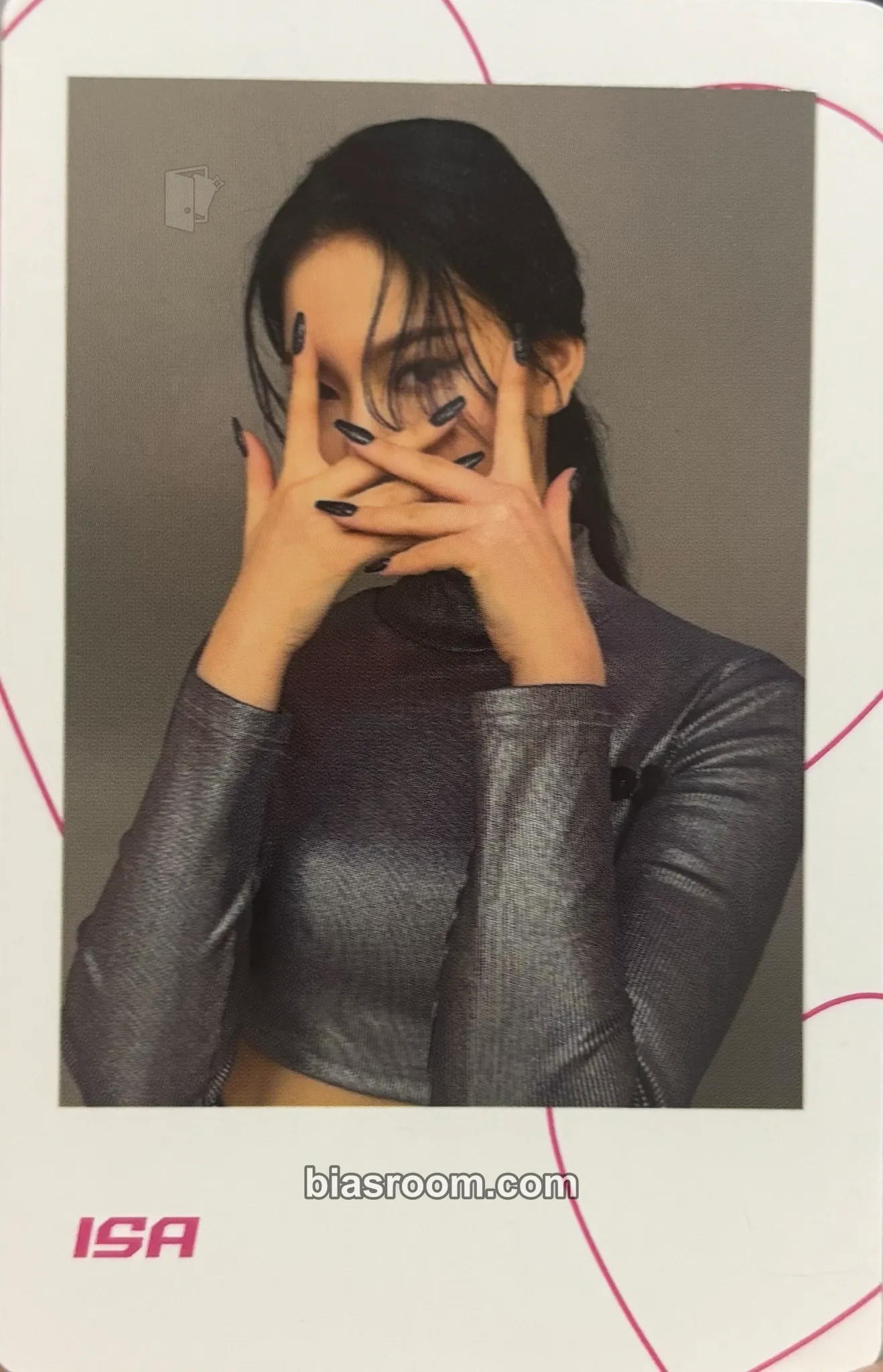Isa YOUNG-LUV.COM Photocard - STAYC - STAYC K-pop photocard