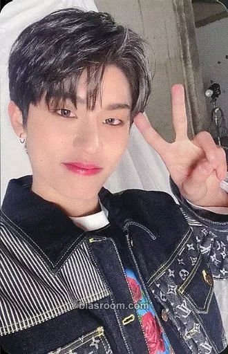 Park Jeongwoo THE SECOND STEP : CHAPTER ONE (Japanese Version) Photocard - TREASURE - TREASURE K-pop photocard