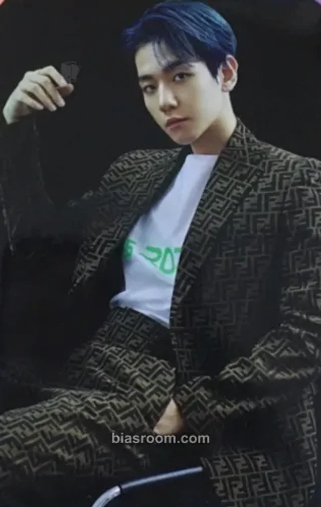 SuperM - Baekhyun - SuperM x JALOUSE CHINA Magazine Other magazine inclusion