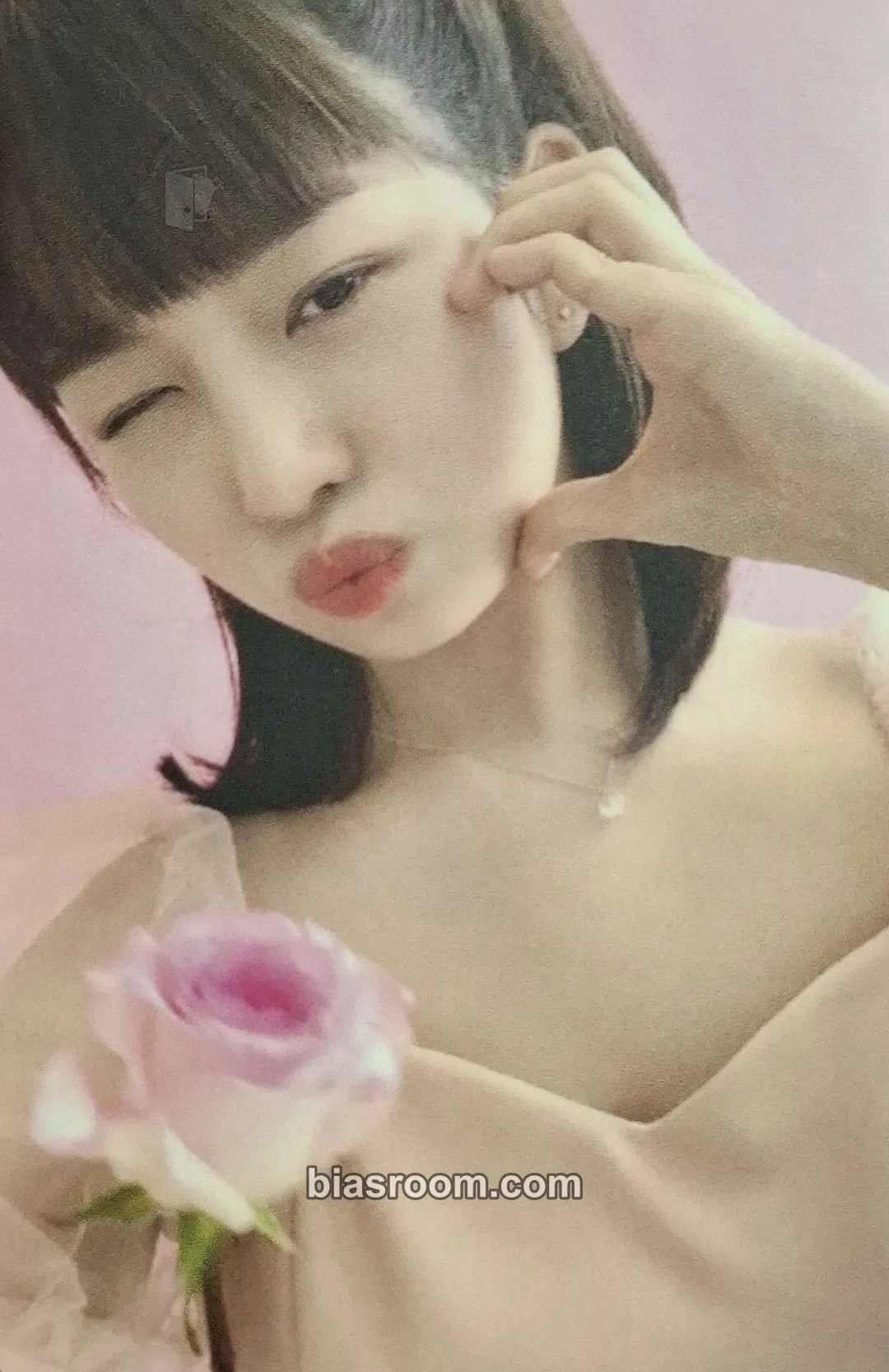 Rei REI x Bonajour Photocard - IVE - IVE K-pop photocard
