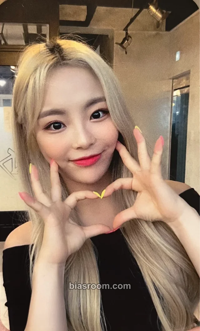 SATURDAY - Chohee - To Sunday Gwiyomi Album broadcast