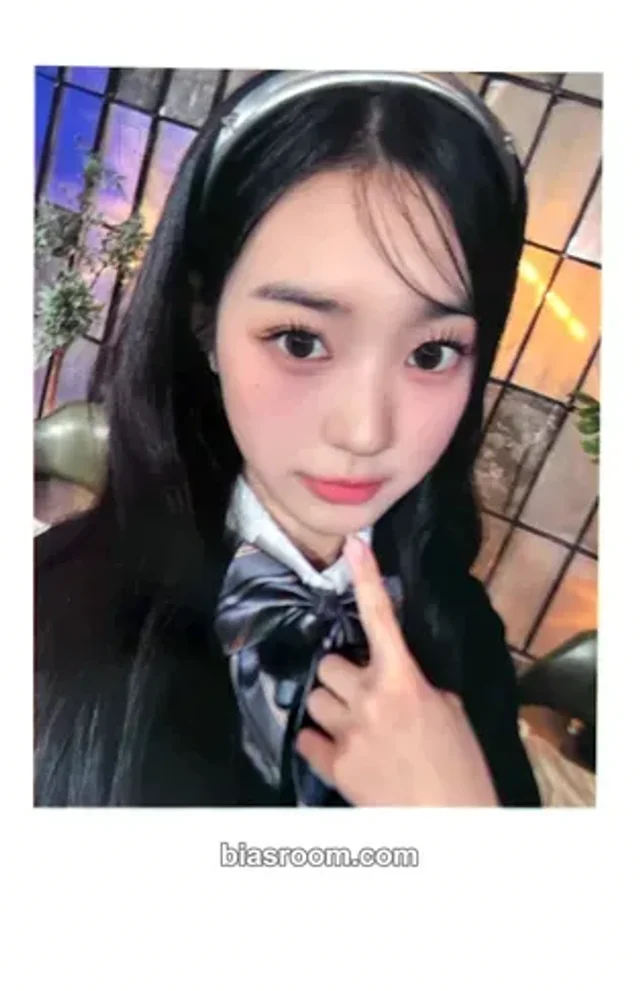 tripleS - Soomin - Untitled Album lucky draw (LD) musicplant (music plant) polaroid