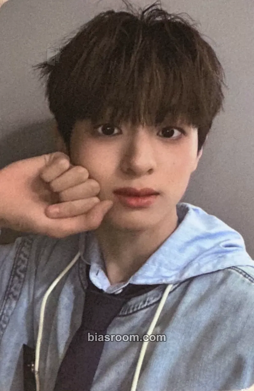 Jang Hyounjoon Hello : My First Love Photocard - The Wind - The Wind K-pop photocard