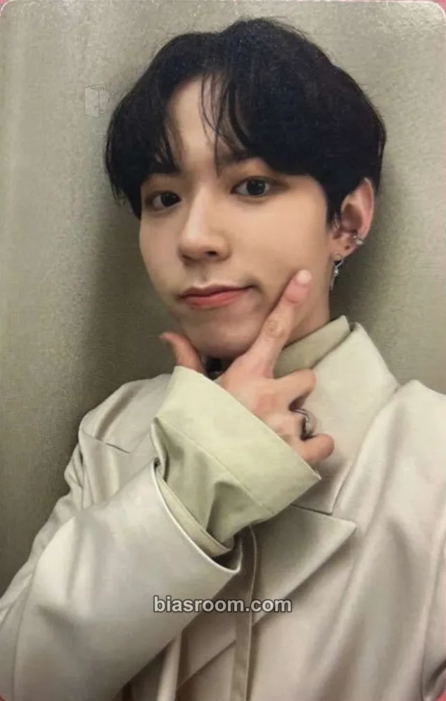 NINE.i - Eden - New World Album album photocard