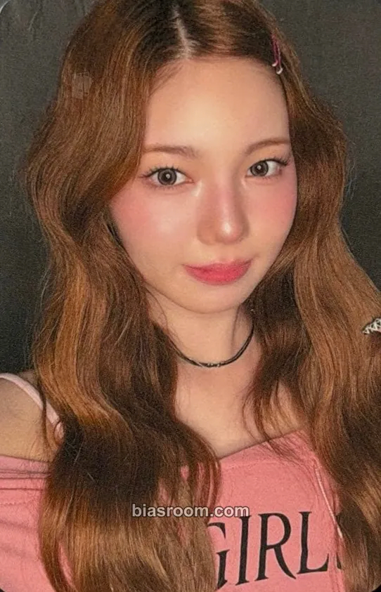 Ayaka New Emotion Photocard - NiziU - NiziU K-pop photocard