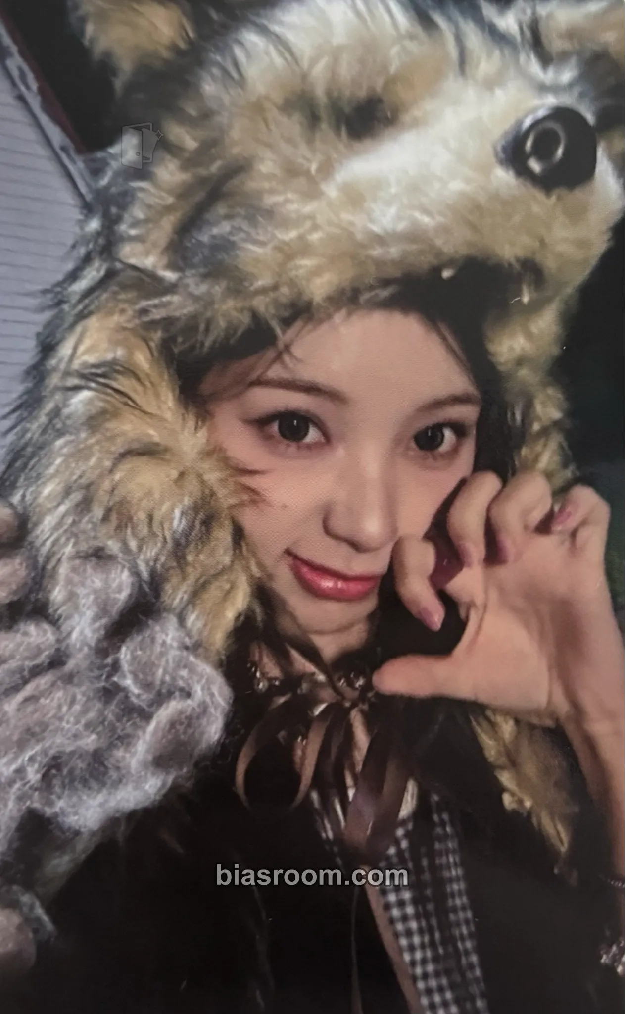 Woni lip bomb Photocard - RESCENE - RESCENE K-pop photocard