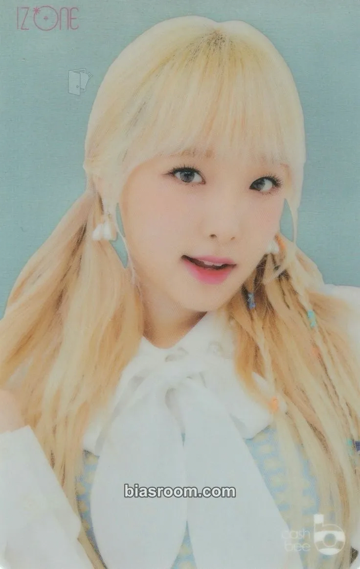 Yena ONEIRIC THEATER Photocard - IZ*ONE - IZ*ONE K-pop photocard