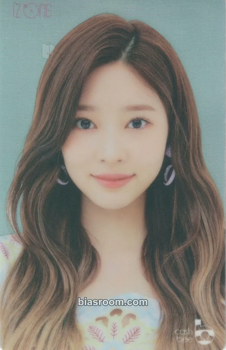 Minju ONEIRIC THEATER Photocard - IZ*ONE - IZ*ONE K-pop photocard