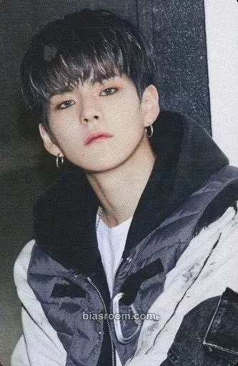 Yoshi THE FIRST STEP: CHAPTER THREE Photocard - TREASURE - TREASURE K-pop photocard