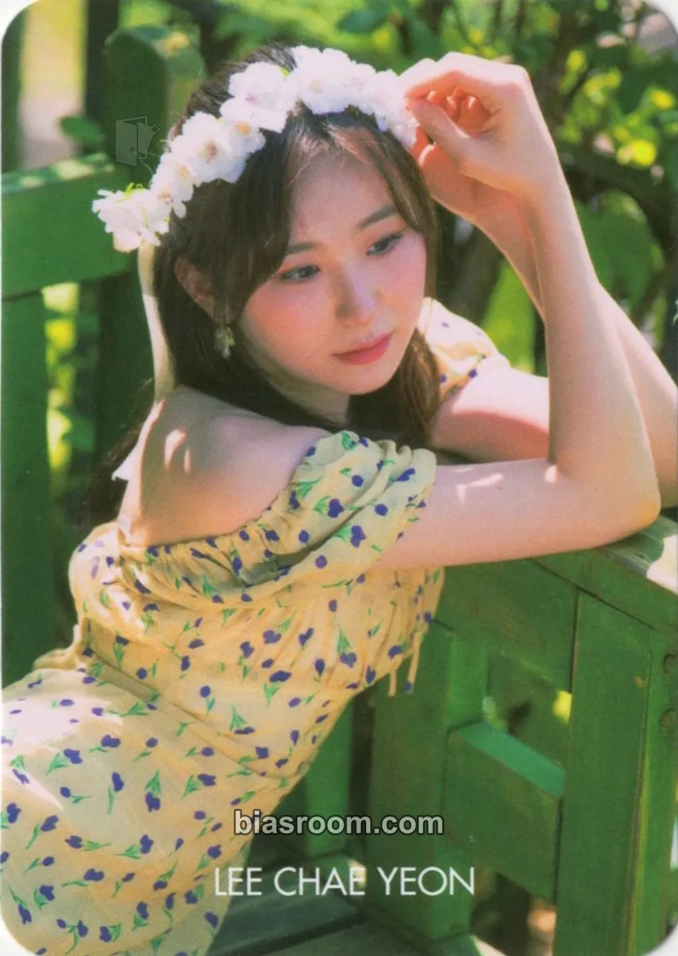 Lee Chaeyeon DICON VOLUME 8 “LOOK AT MY iZ” Photocard - IZ*ONE - IZ*ONE K-pop photocard