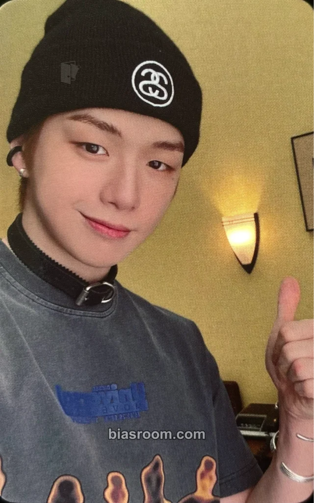 KANGDANIEL - Daniel - Realiez Album album photocard platform version