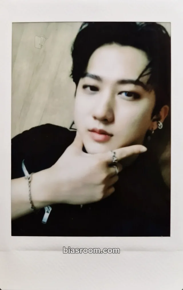 Stray Kids - Changbin - Scars Album tower records japan lucky draw (LD) polaroid