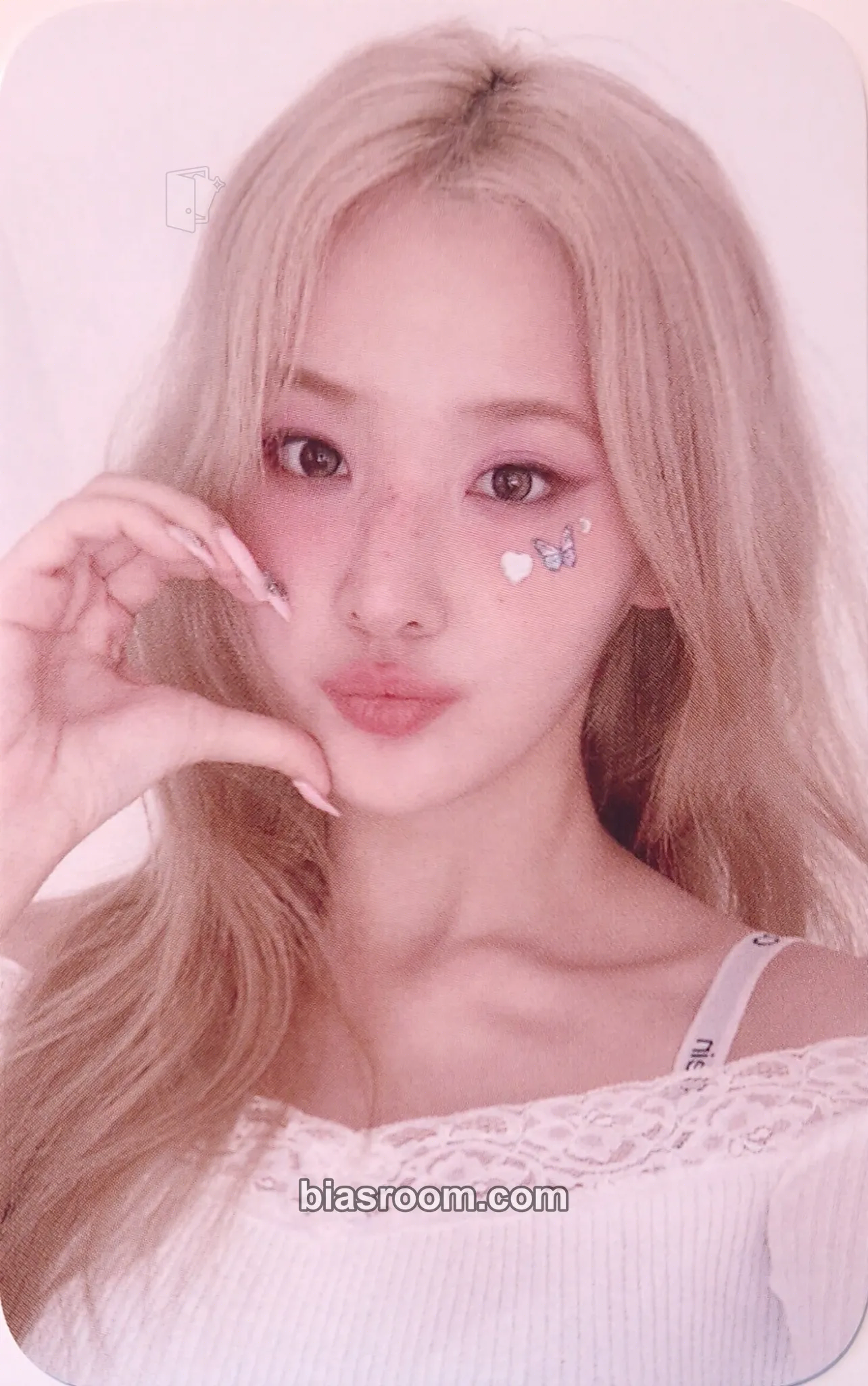 Belle KISS OF LIFE Photocard - KISS OF LIFE K-pop photocard