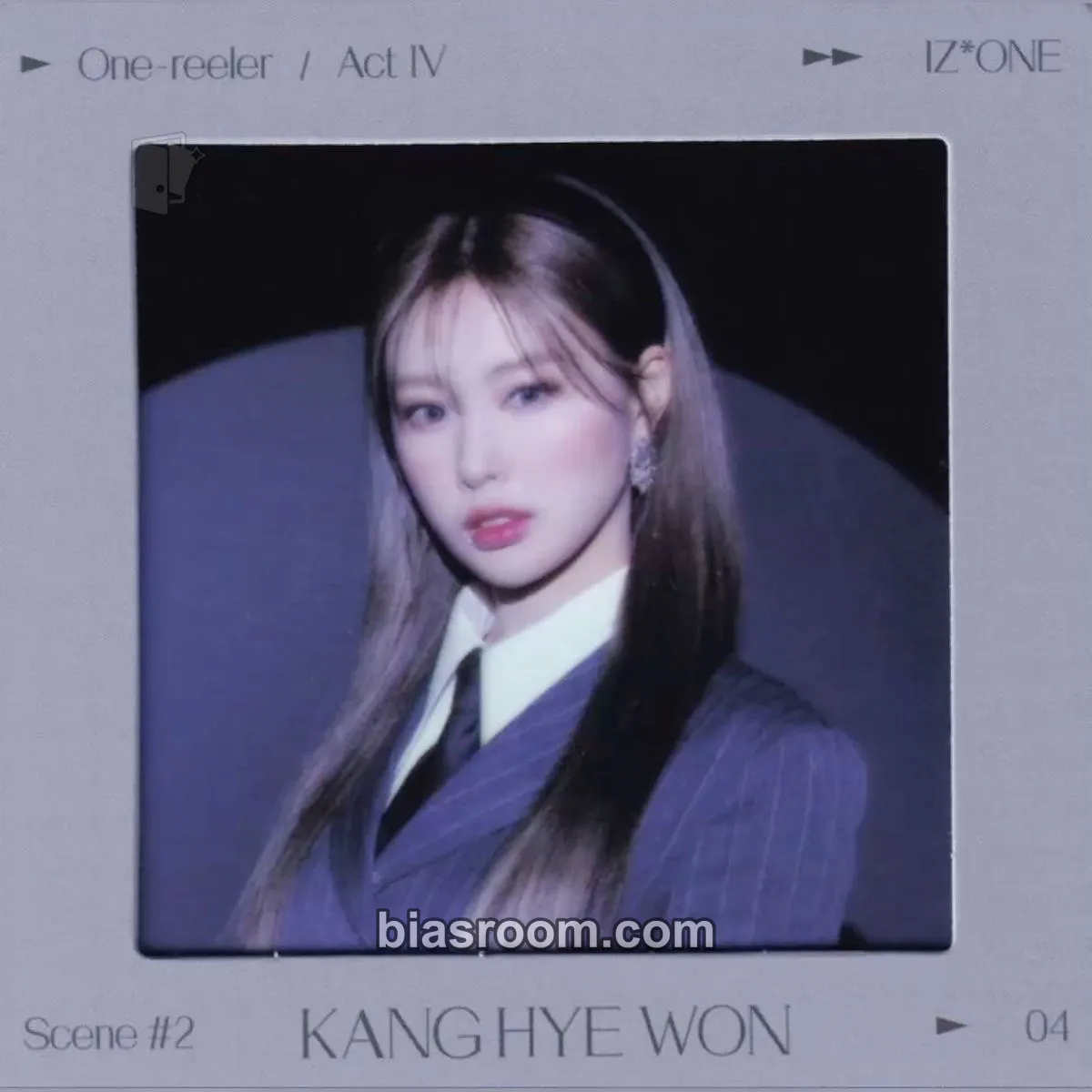 Hyewon One-reeler / Act IV Photocard - IZ*ONE - IZ*ONE K-pop photocard