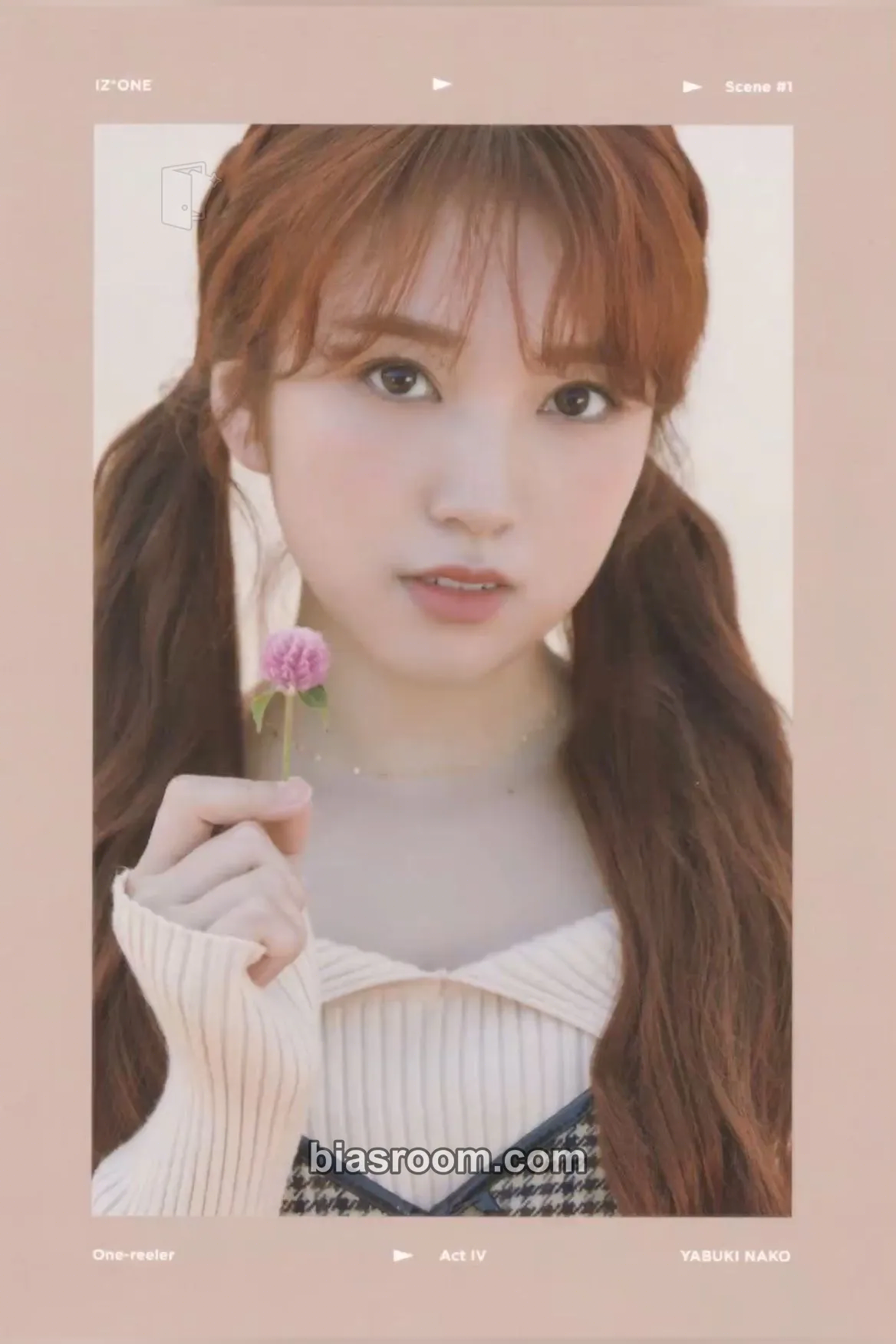 Nako One-reeler / Act IV Photocard - IZ*ONE - IZ*ONE K-pop photocard