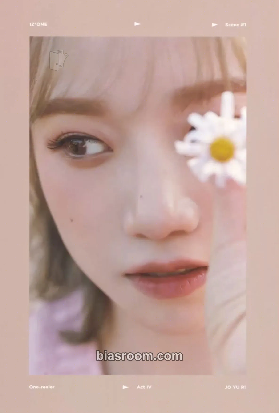 Jo Yuri One-reeler / Act IV Photocard - IZ*ONE - IZ*ONE K-pop photocard