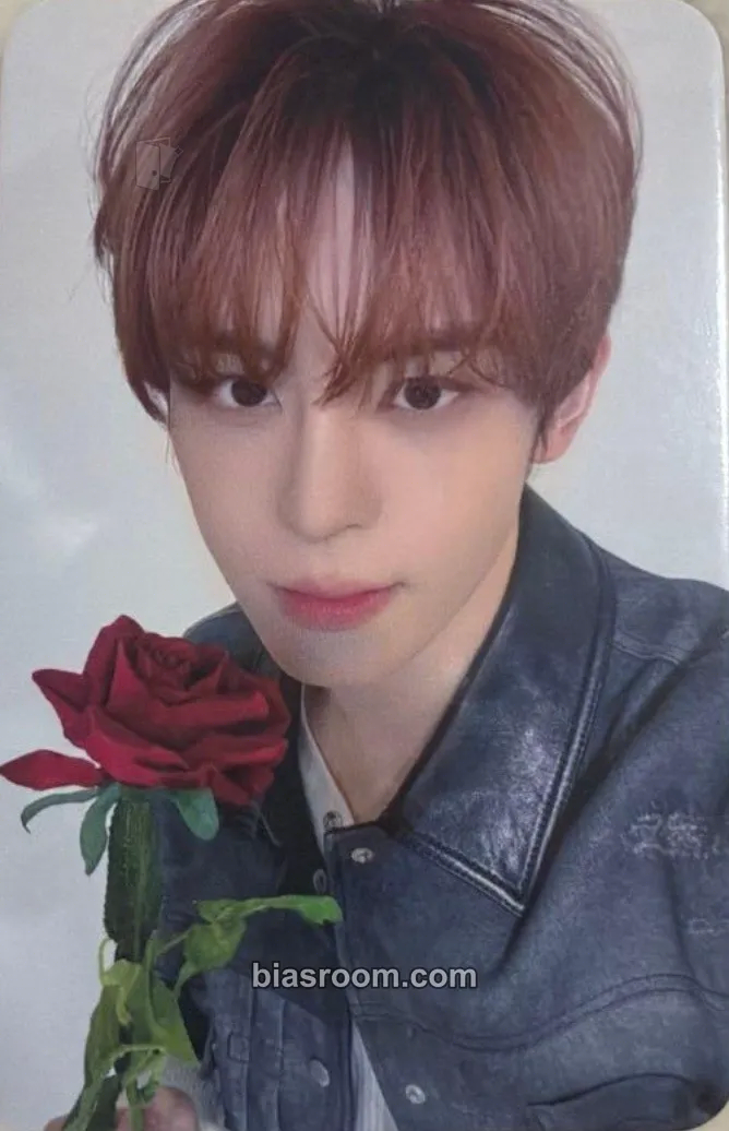 Hyeonbin PLAY BALL Photocard - NOWZ - NOWZ K-pop photocard