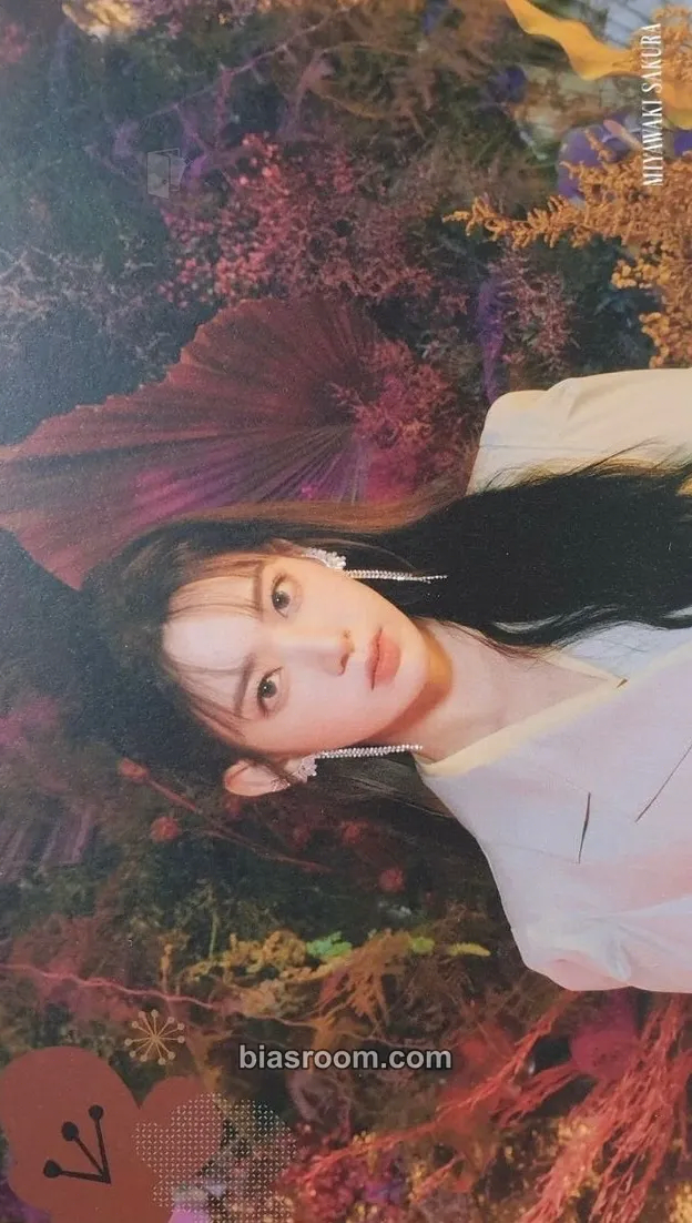 Sakura BLOOM*IZ Photocard - IZ*ONE - IZ*ONE K-pop photocard
