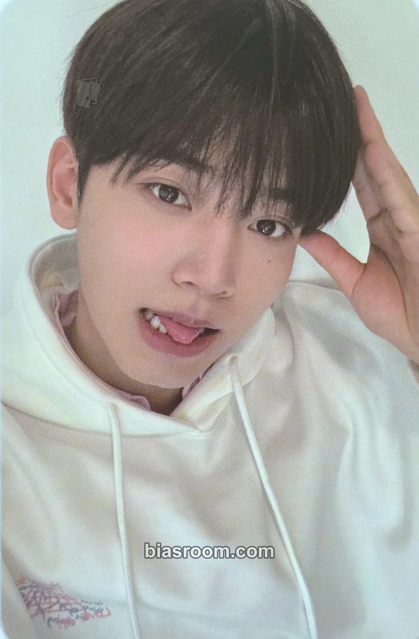 Hyuk FOR X Membership Kit Photocard - Omega X - Omega X K-pop photocard
