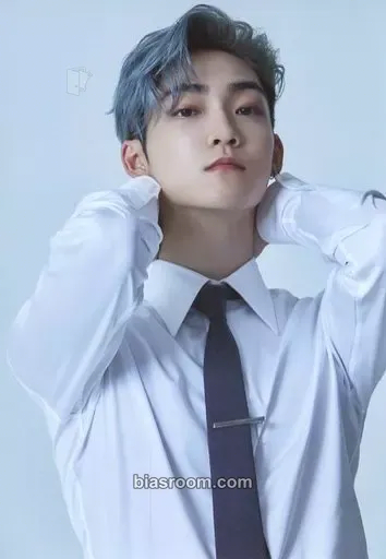 Kevin World Tour: The B-Zone Photocard - THE BOYZ - THE BOYZ K-pop photocard