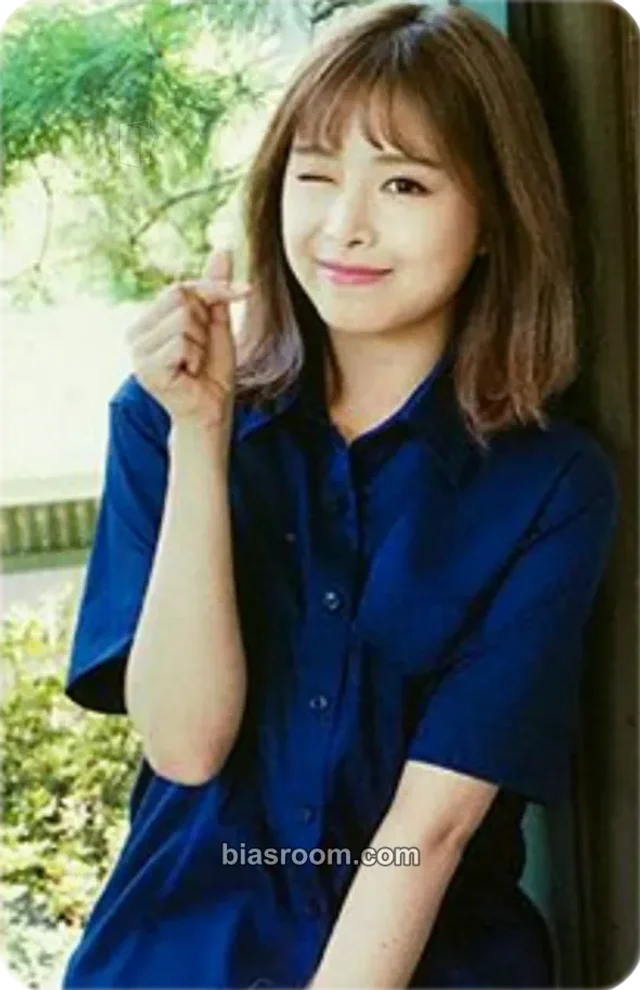 APRIL - Chaewon - Eternity Album album photocard